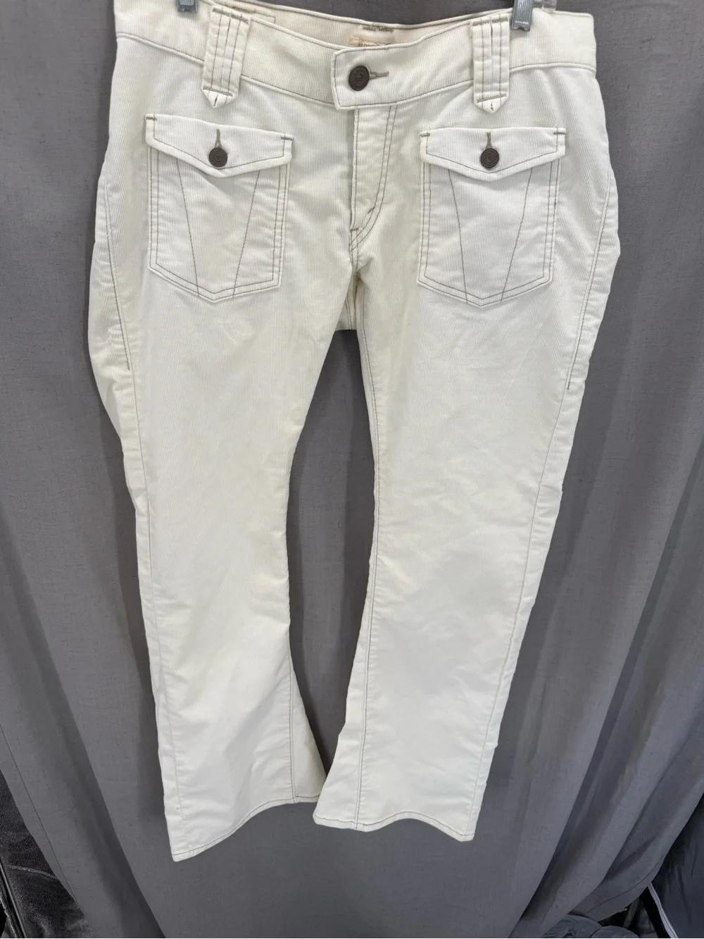 Levi’s Vintage Y2K 504 Slouch Flare White Corduroy Low Rise Jeans 13M